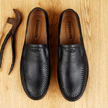 Load image into Gallery viewer, Classic Men Leather Shoes Genuine Leather Non-slip Mens Shoes Casual Breathable Casual Leather Shoes Men Soft Loafers Rubber
